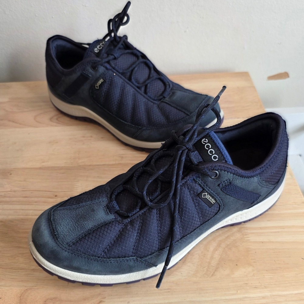 Ecco Women 38 US 7.5 Receptor Technology Gore-Tex Yak Leather Sneakers Navy